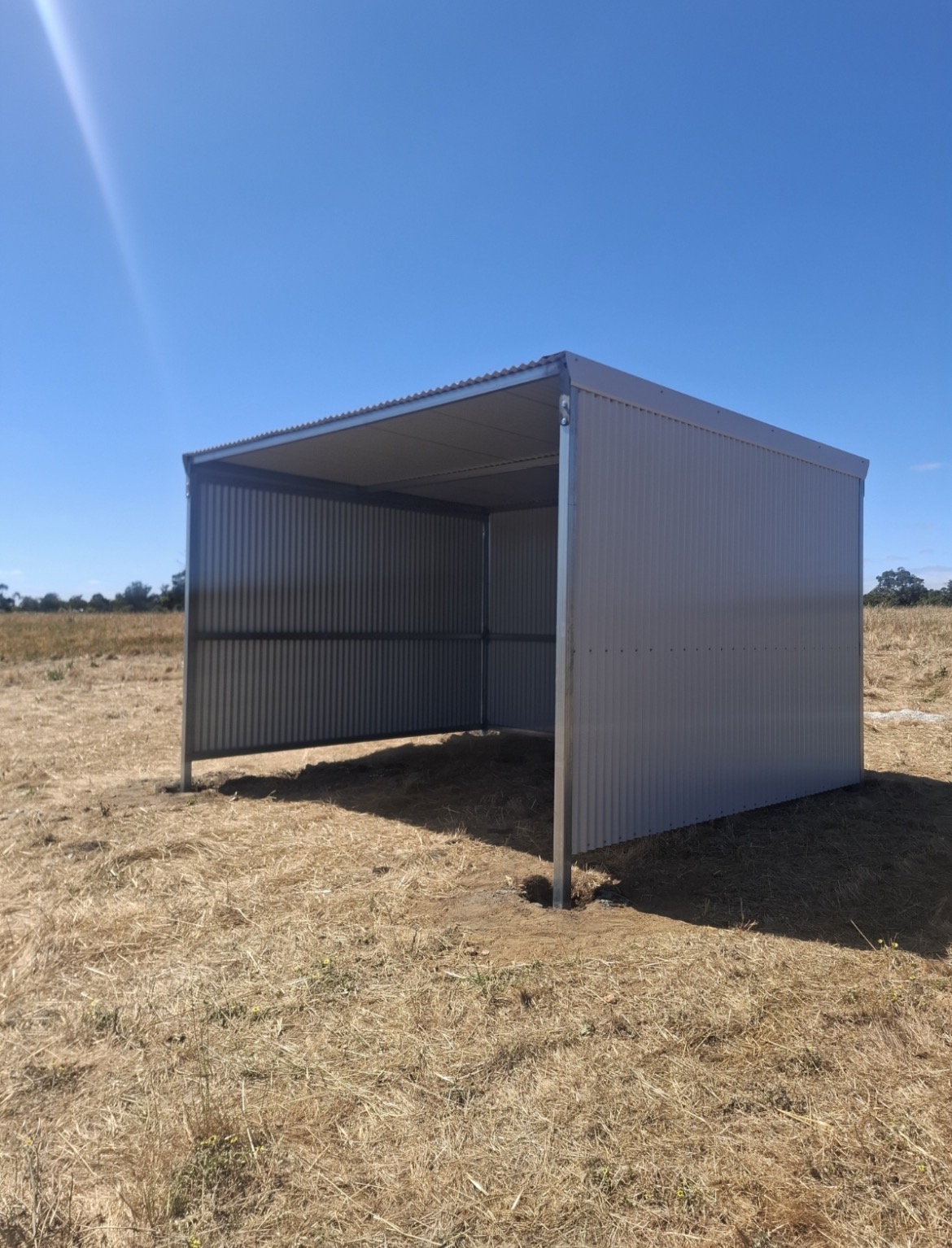 4-5m Livestock Shelter - Image 2